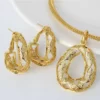 Ensemble de bijoux africain en alliage