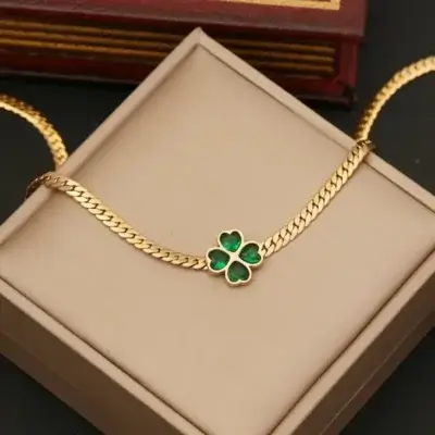 Collier de la Parure bijoux femme
