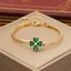 Bracelet de l'ensemble bijoux pour femme