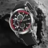 Montre MEGIR à quartz présentée dans le sable