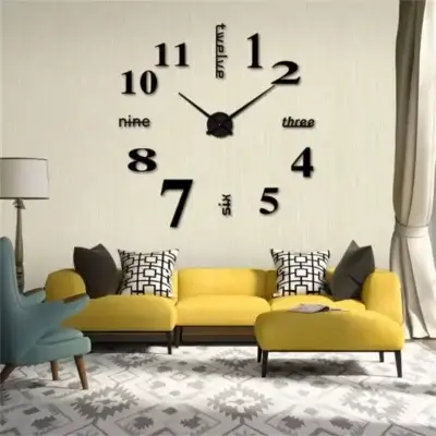 Montre Murale Décorative noire dans un salon