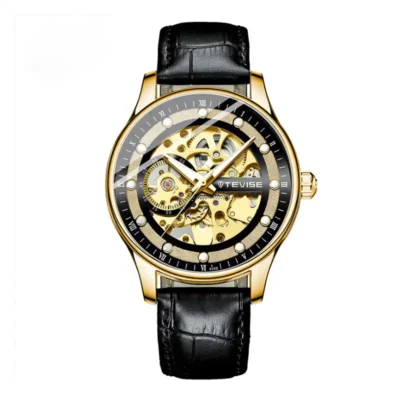 Montre mécanique automatique TEVISE T836D, cadran squelette doré avec mouvement visible, index romains et bracelet en cuir noir — élégance horlogère pour homme moderne.