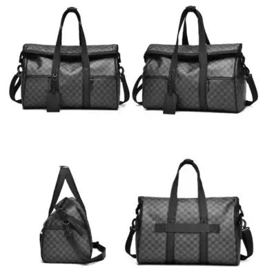Sac de sport pratique en toile avec motif damier gris/noir, poignées robustes, bandoulière amovible et étiquette personnalisable — idéal pour la gym, le voyage ou la piscine.