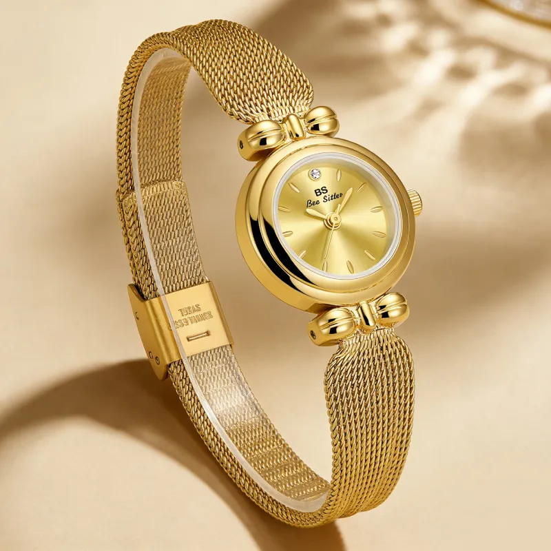Détail du bracelet en maille milanaise dorée et du boîtier élégant de la montre BS Bee Sister, finition haute qualité.
