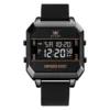 Vue de face de la montre numérique homme OLEVS 1103 sur fond blanc, affichant l'heure, la date et le jour avec un écran LED clair et un bracelet noir texturé.