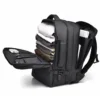 ntérieur spacieux du sac à dos voyage noir grande capacité, organisé avec compartiments pour vêtements pliés, ordinateur portable, smartphone et accessoires — parfait pour weekend ou déplacement professionnel.