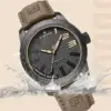 Montre homme NAVIFORCE NF9202L étanche 30M avec bracelet cuir marron, résistante aux éclaboussures et conçue pour le sport.