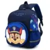 Sac à dos enfant bleu marine thème Pat' Patrouille avec le personnage Chase en 3D sur la poche avant, bretelles rembourrées et tissu Oxford résistant, idéal pour la crèche ou la maternelle.