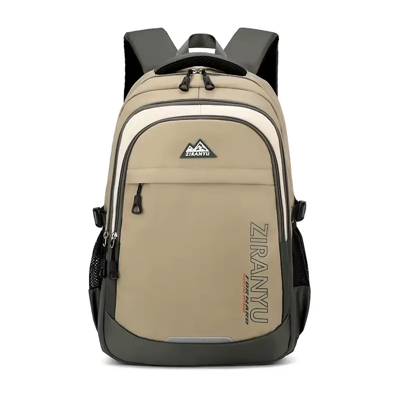 Sac à dos beige kaki ZIRANYU avec finitions vertes et noires, tissu Oxford résistant à l'eau, multiples compartiments zippés et bretelles rembourrées — sac à dos ordinateur élégant et fonctionnel pour le quotidien, l'école et les déplacements urbains.
